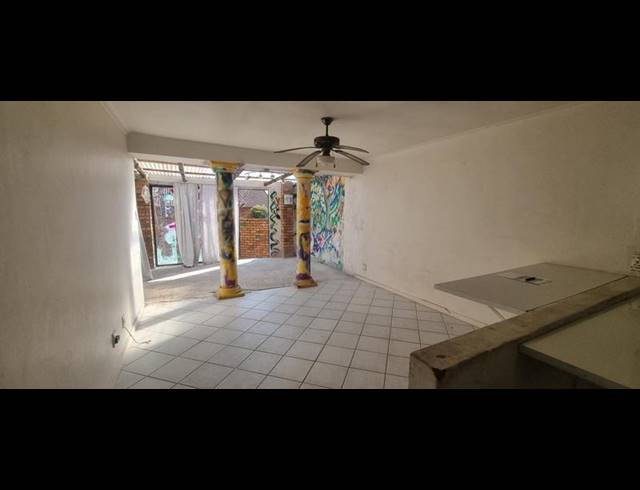 2 BEDROOM TOWNHOUSE FOR SALE IN WIERDAGLEN ESTATE